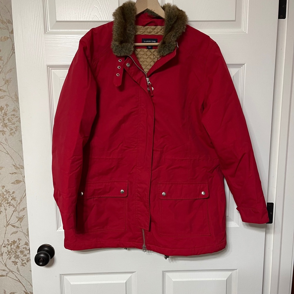 Lands End Red Fur Collared Parka Jacket‎ Women's Size L 14 16 Winter Warm